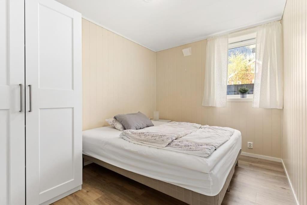 Fint Hus I Flam Villa Аурлан Екстериор снимка